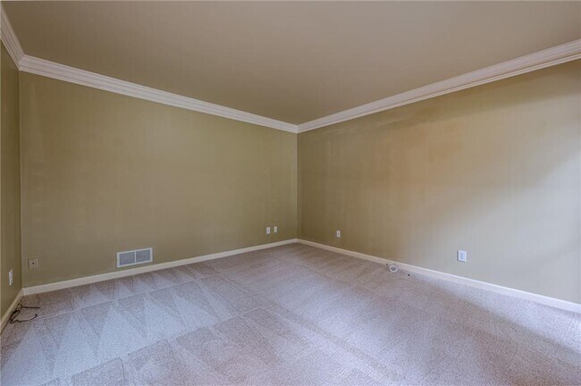Building Photo - 461 Braidwood Walk NW