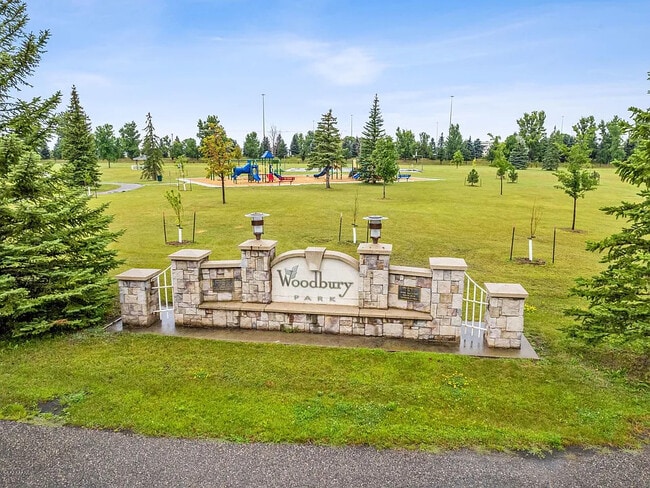 Building Photo - 3577 Woodbury Ct S