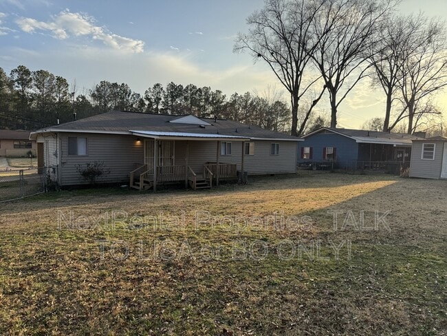 Building Photo - 2144 Napoleon Ave