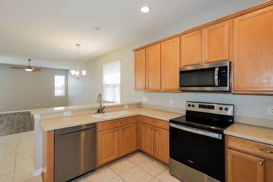 Building Photo - 15516 Long Cypress Dr