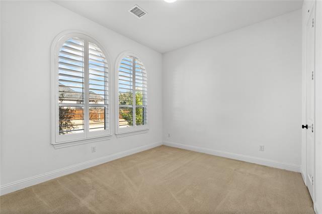 Building Photo - 3333 Alexandra Ln