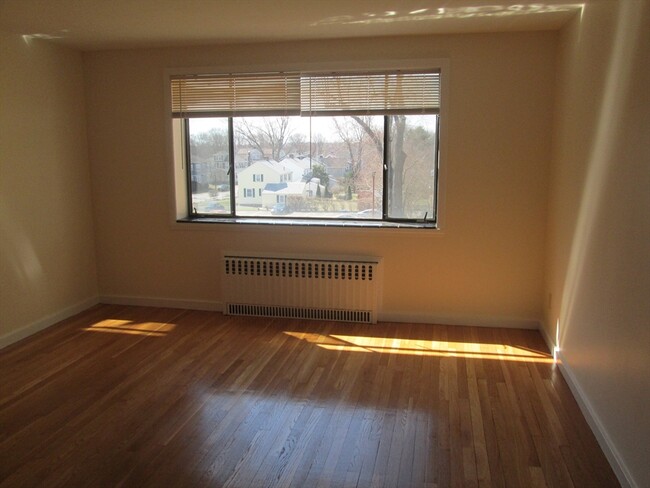Building Photo - 276 Massachusetts Ave