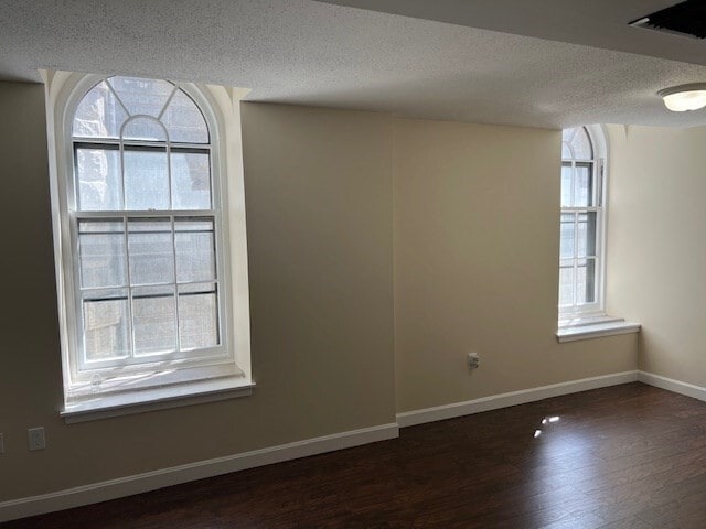 Building Photo - 201 Thorndike St