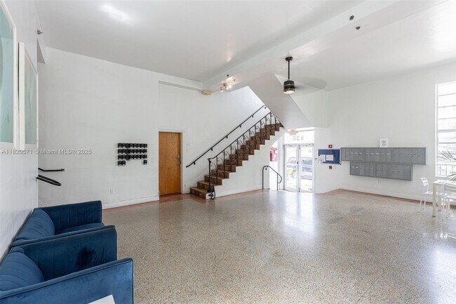 Building Photo - 420 15th St