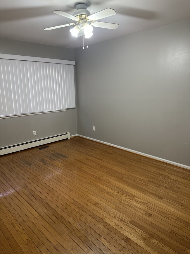 Bedroom - 25150 Jefferson Ct