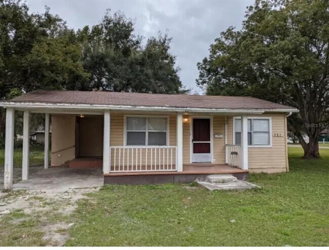 Primary Photo - 321 W Hunt Ave