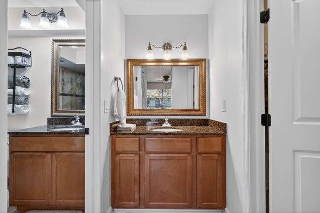 Building Photo - 368 Brackenwood Cir