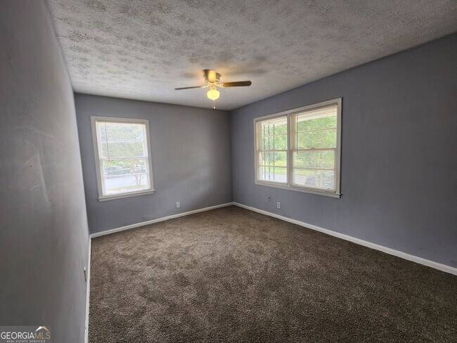 Building Photo - 2639 Willow St