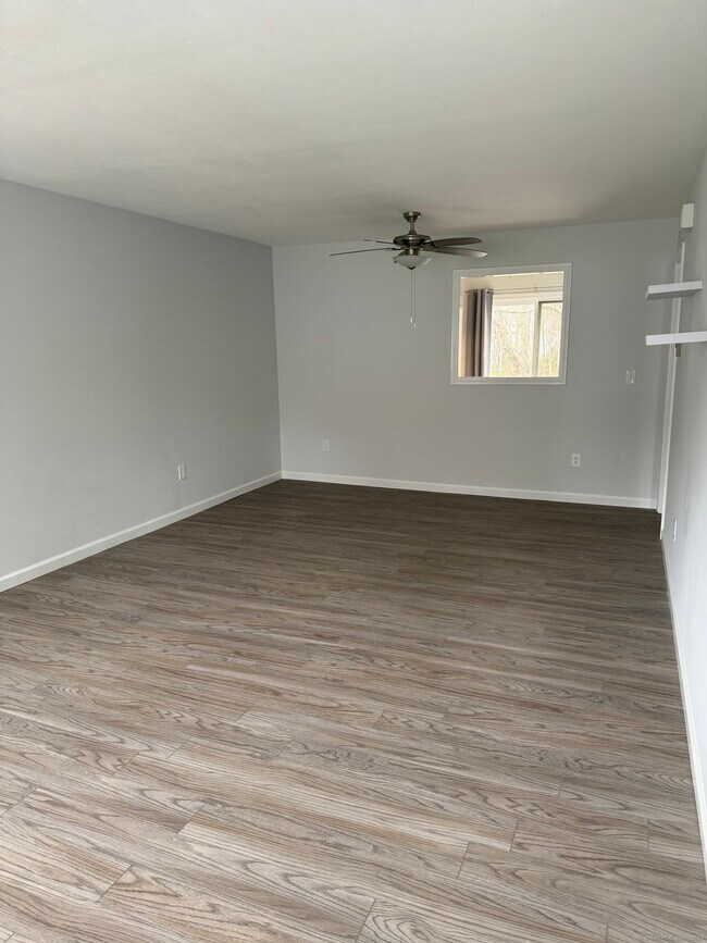 Building Photo - 14 Plymouth Ct