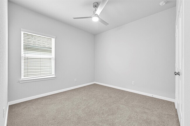 Building Photo - 11923 Wisteria Mdws Dr