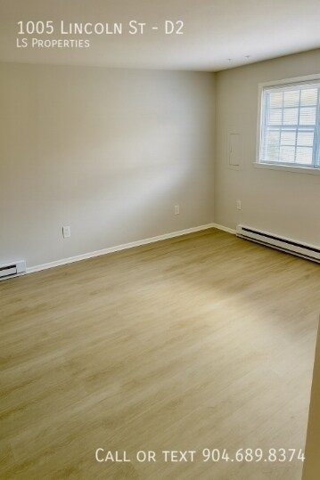 Building Photo - 1005-1015 Lincoln St