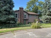 Building Photo - 10821 Curtis Ave Cir