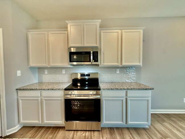 Building Photo - Beautiful home in Georgetown four bedrooms...