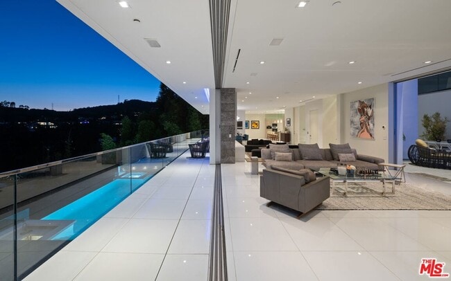 Building Photo - 7080 Mulholland Dr