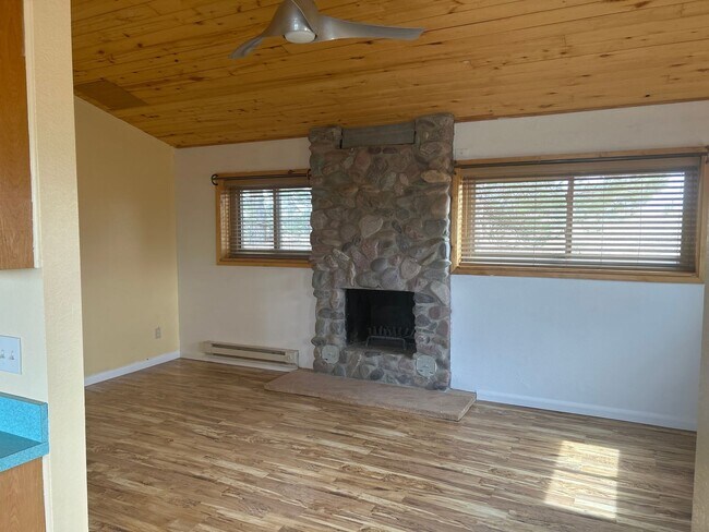 Building Photo - Calhan 3 bed, 2 bath house on 5.56 acres