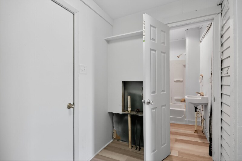 Building Photo - 313 N Washington St