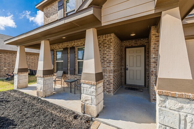 Building Photo - 3126 McDonough Way