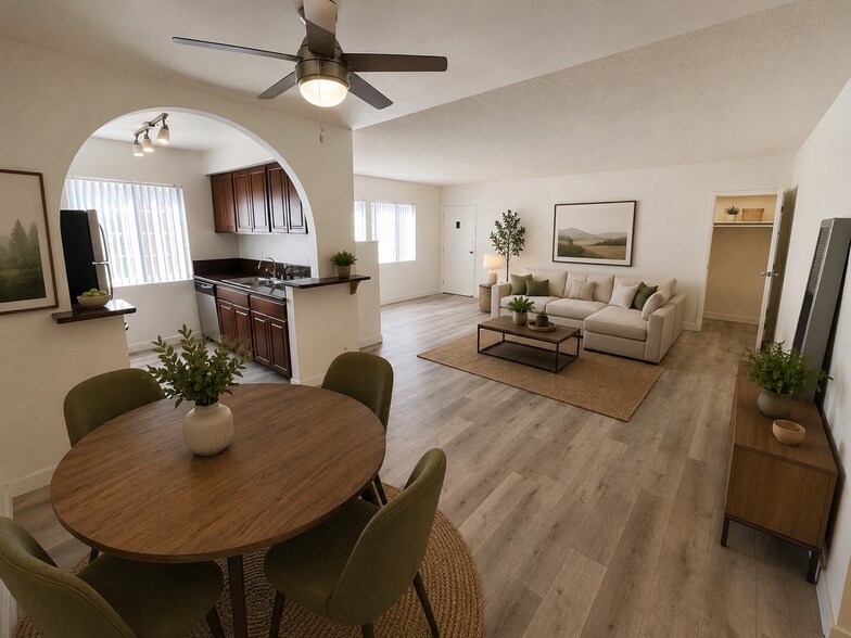 Building Photo - 3728 S Bentley Ave