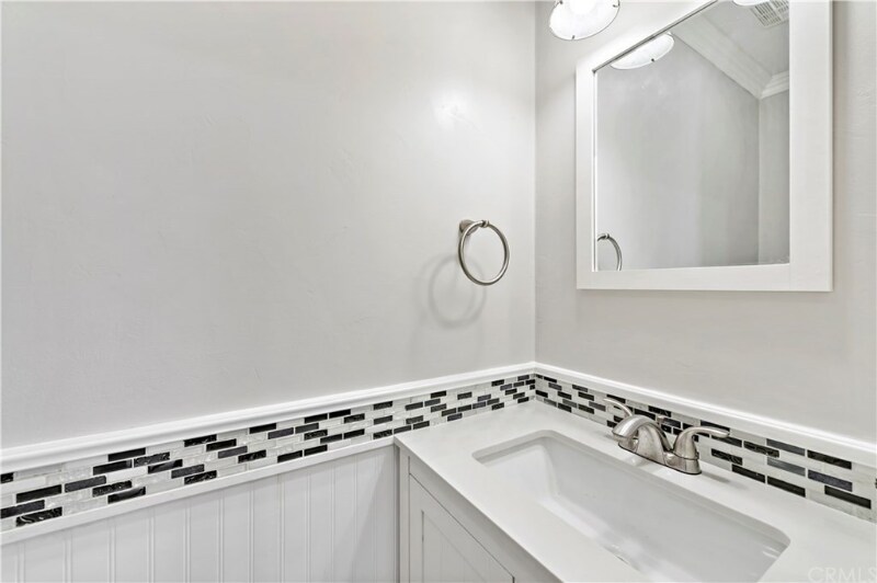 Building Photo - 26422 Via California