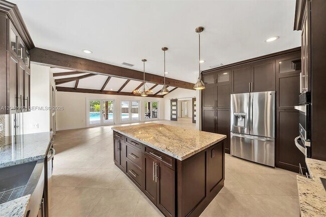 Building Photo - 4920 SW 170th Ave