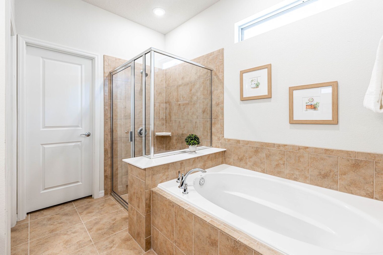 Building Photo - 5409 Misty Oak Cir