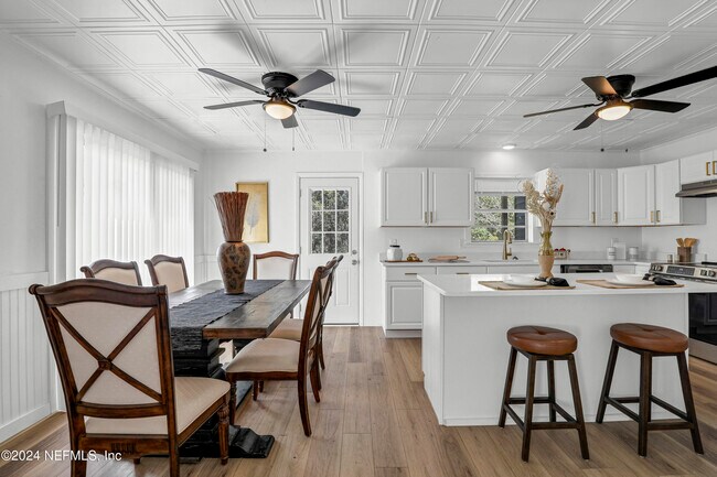 Building Photo - 54221 Cravey Rd