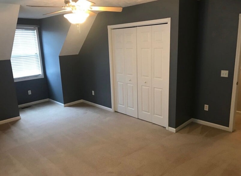 Building Photo - 1329 Copperfield Dr