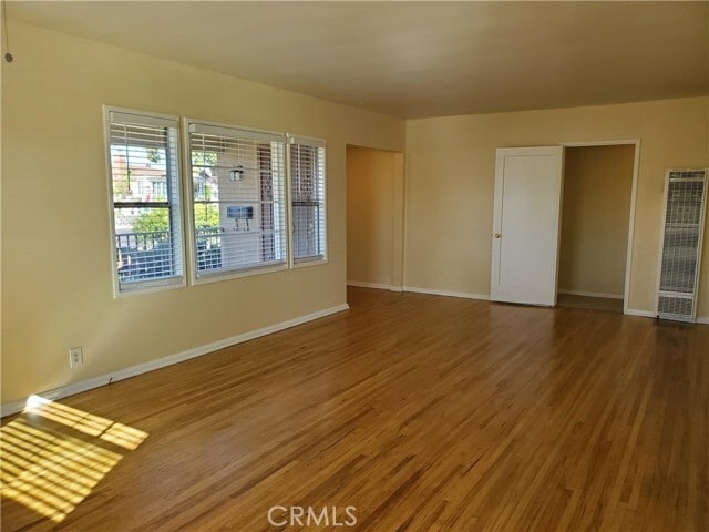 Building Photo - 544 Laurel Ave