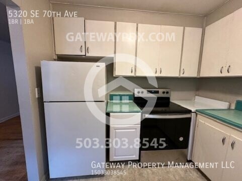 Building Photo - 5320 SE 70th Ave