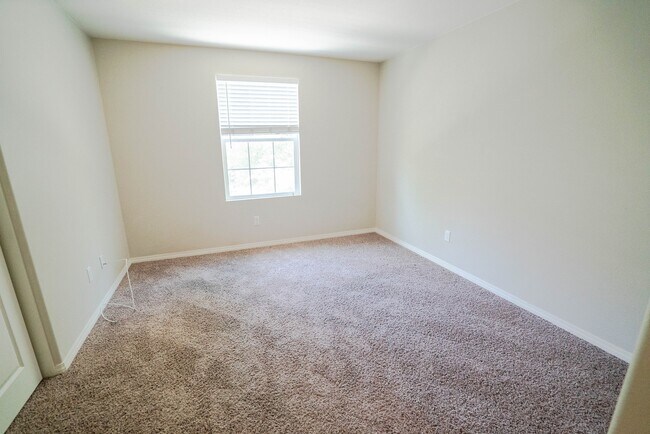 Building Photo - COMING SOON! West Creek 3 Bedroom Rental H...