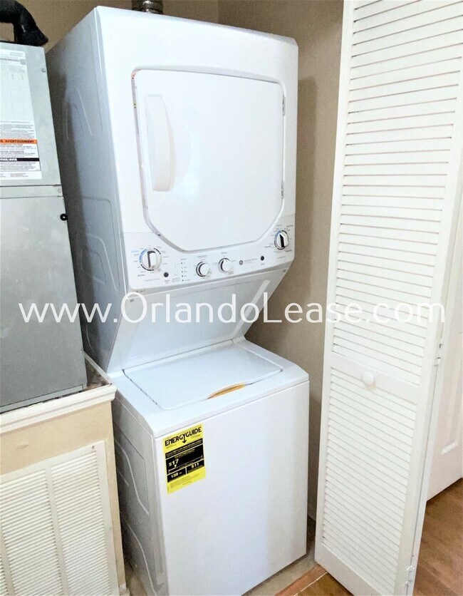 Building Photo - Beautiful 3 bd / 2 ba Condo in Metrowest!!