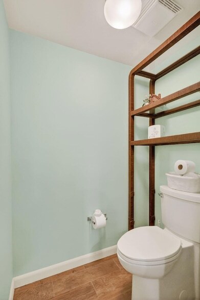 Building Photo - 9650 S Ocean Dr