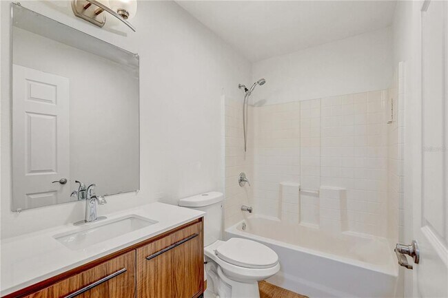 Building Photo - 7012 Pin Cherry Ln