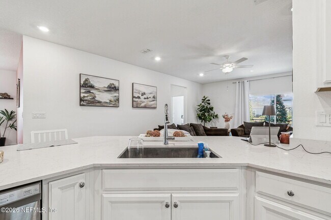 Building Photo - 84651 Balsam Ct