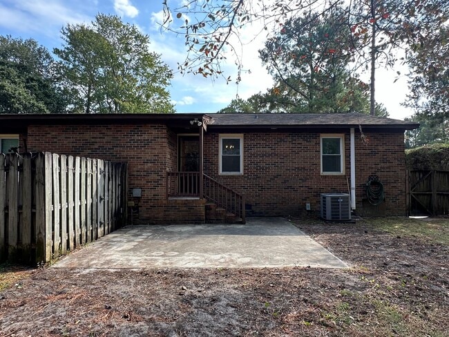 Building Photo - 118 Horn Rd
