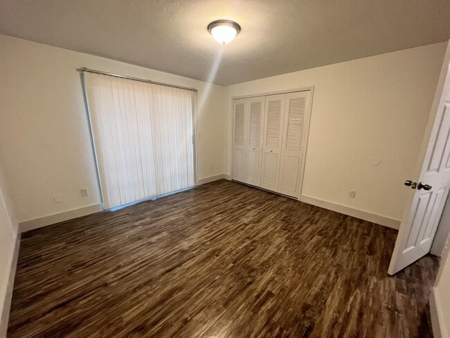 Building Photo - 1231 SW 61st Terrace