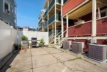 Building Photo - 181 M St