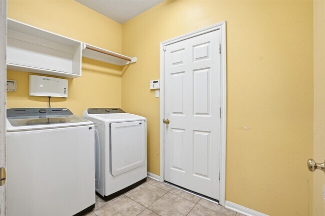 Building Photo - 15347 Wild Timber Trail