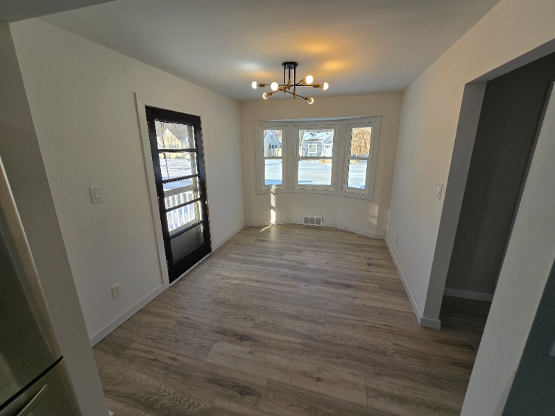 Building Photo - 20628 Alger St