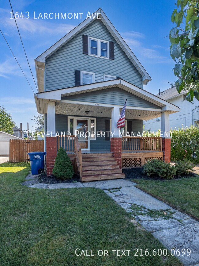 Primary Photo - 1643 Larchmont Ave