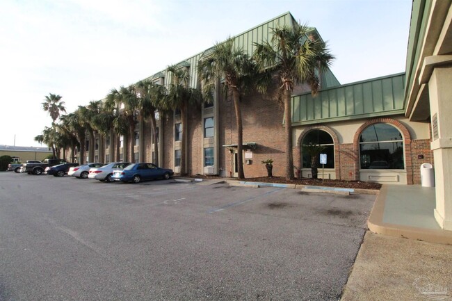 Parketing lot - 224 E Garden St