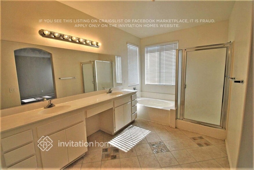 Building Photo - 15593 Faith St