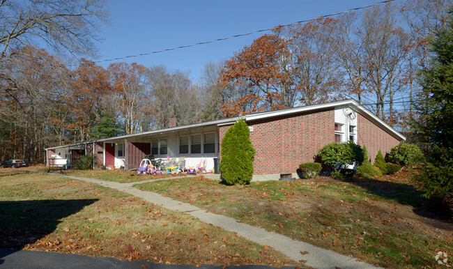 Building Photo - Cedarwood Village Apartments