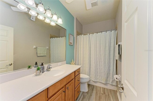 Building Photo - 135 River Enclave Ct