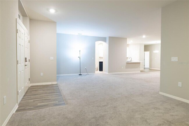 Building Photo - 1069 Montgomery Ln