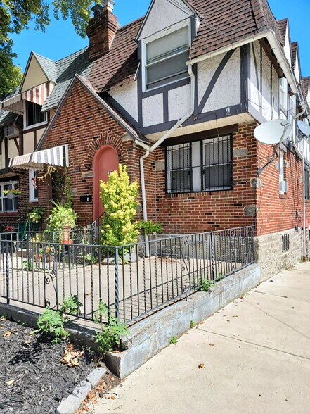 Building Photo - 29 Springton Rd