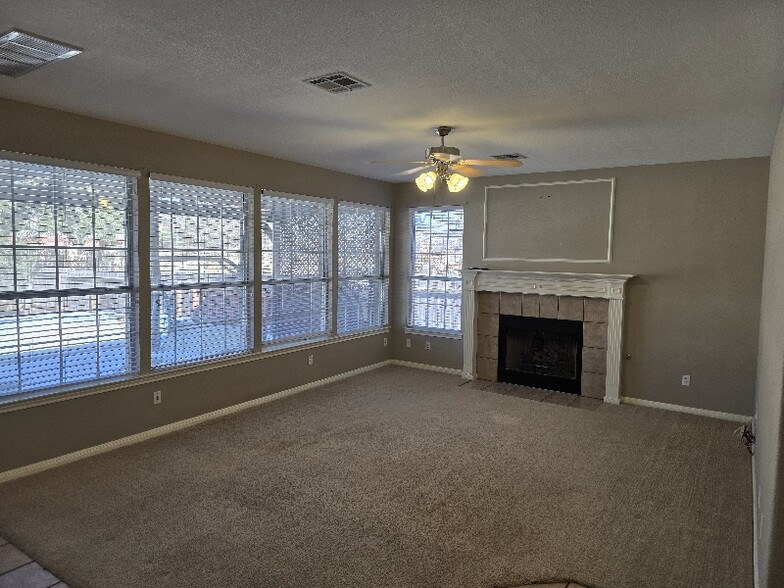 Building Photo - 15108 Terra Verde Dr