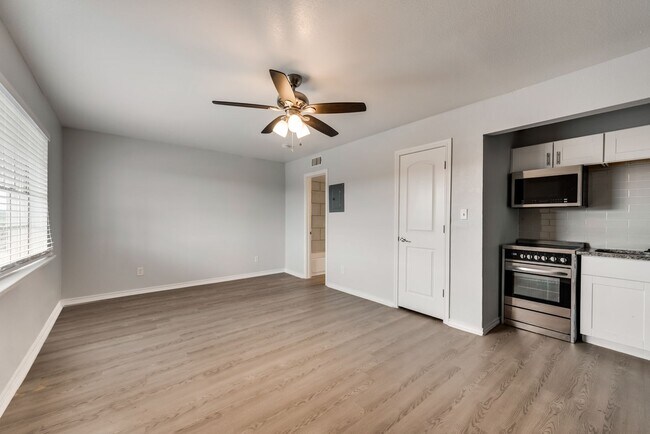 Interior Photo - The Sutton on Park Lane