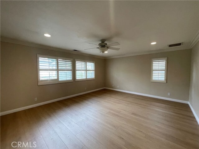 Building Photo - 16 Rosenblum