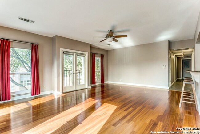 Building Photo - 2-BEDROOM CONDO AT ANDALUSIA CONDOMINIUMS